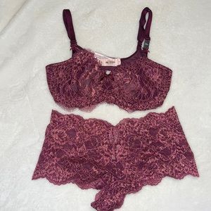 Victoria’s Secret Lace Bra Set